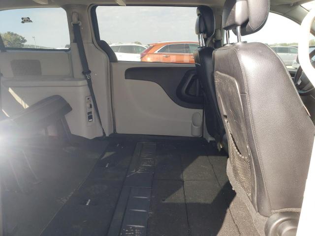 Chrysler Minivan Touring Image 8