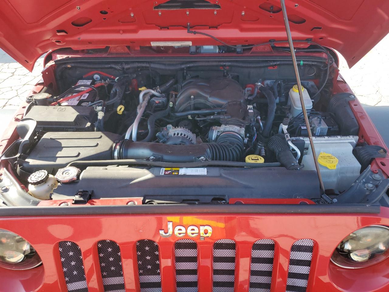 Jeep Wrangler Sport Image 13