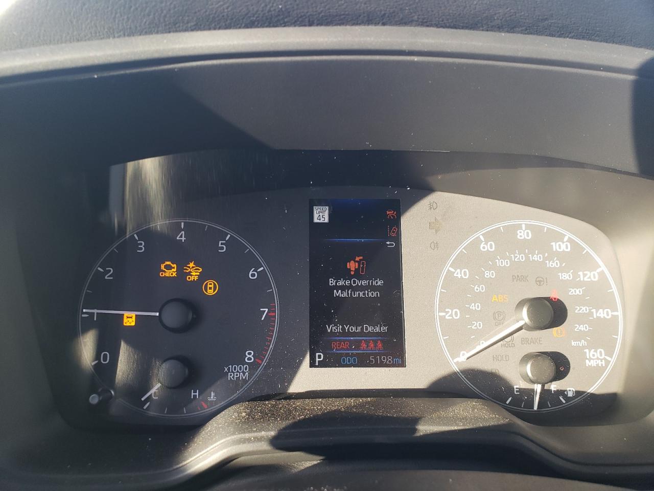 Toyota Corolla Le Image 11