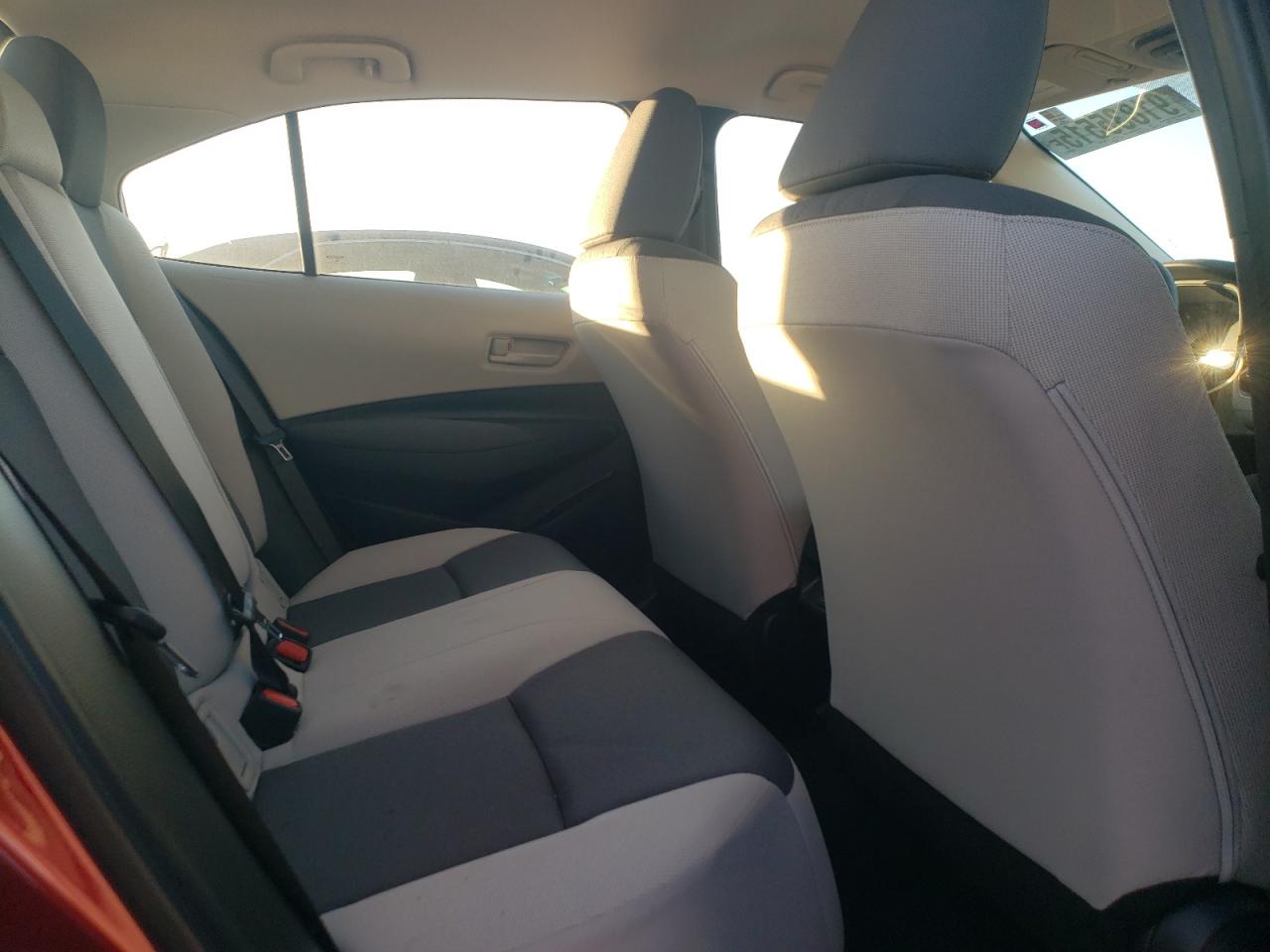 Toyota Corolla Le Image 3