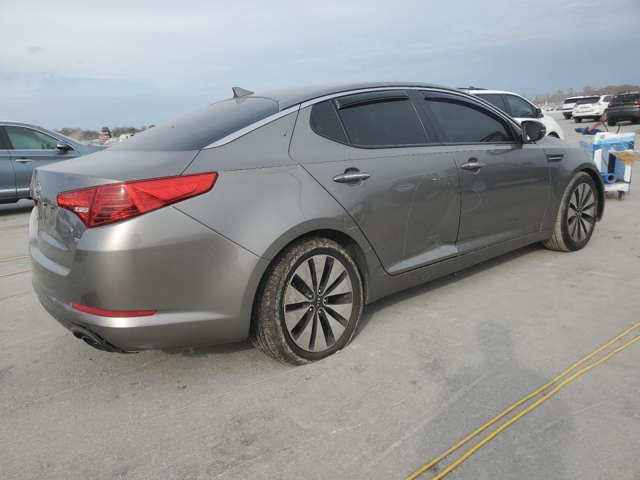 Kia Optima Lx Image 4