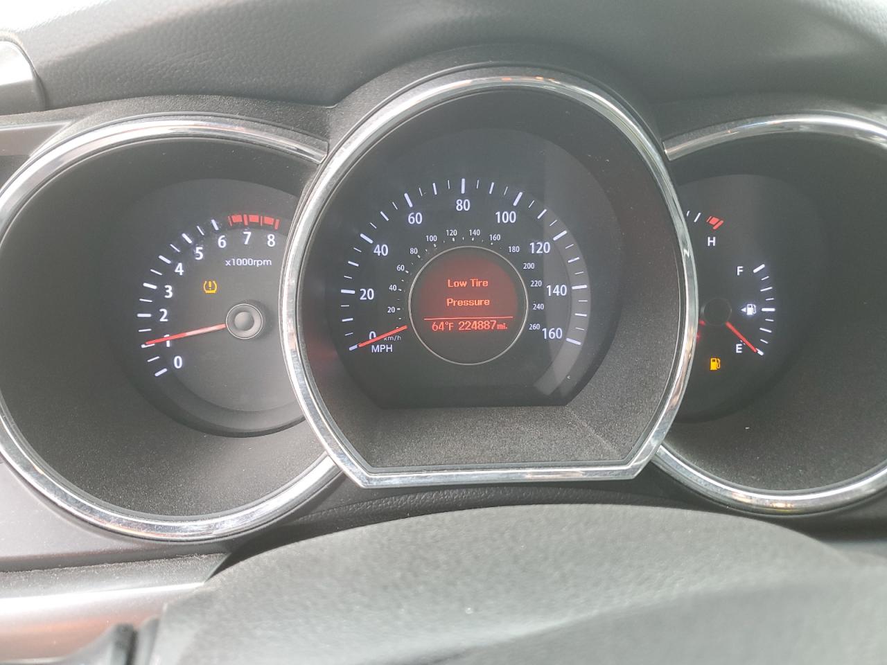 Kia Optima Lx Image 9