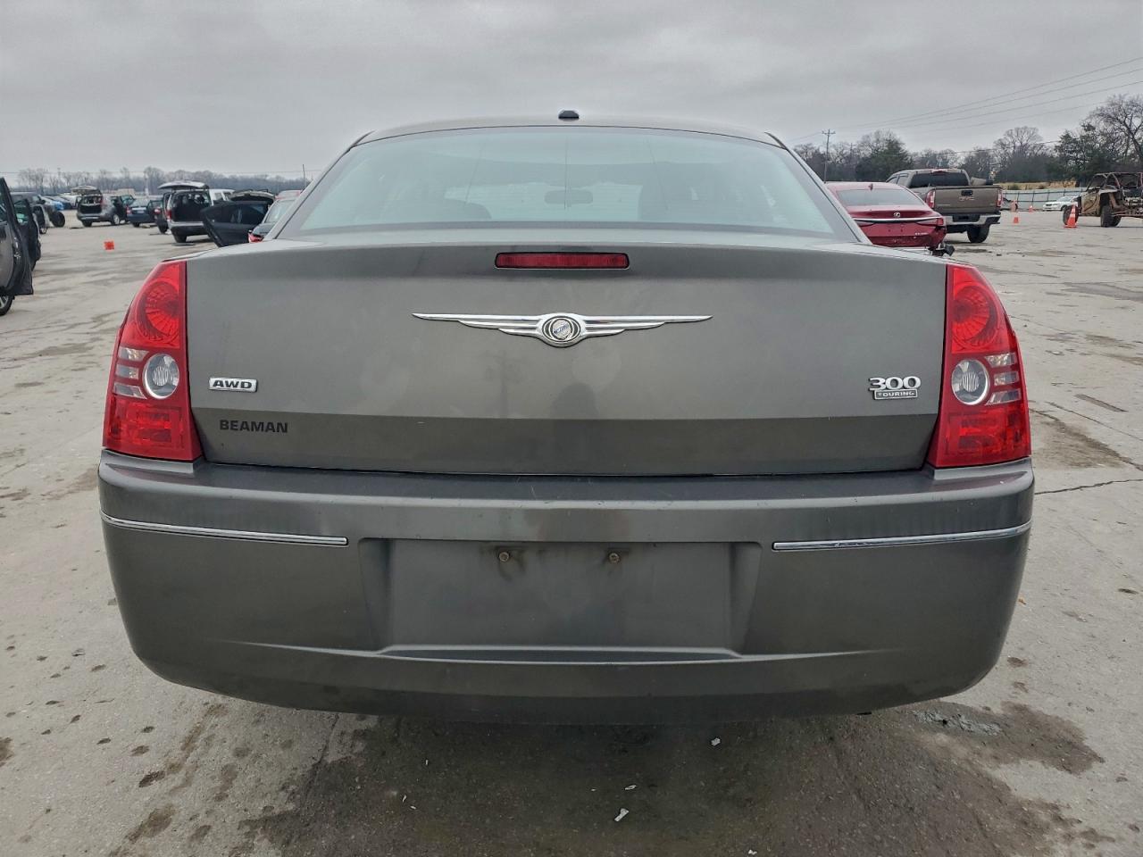 Chrysler 300 Touring Image 7