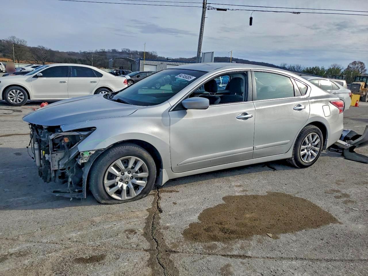 Nissan Altima 2.5 Image 1