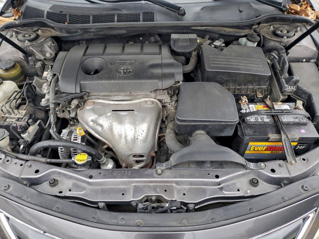 Toyota Camry Base Image 11