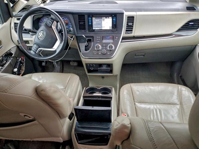 Toyota Sienna Xle Image 8