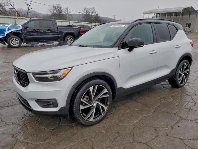  Salvage Volvo XC40