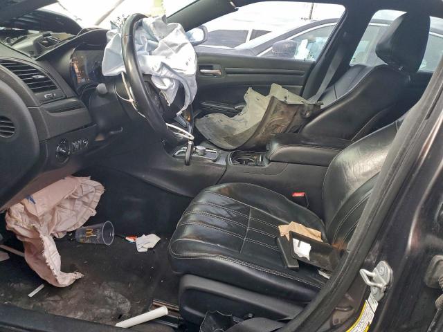 Chrysler 300 S Image 4