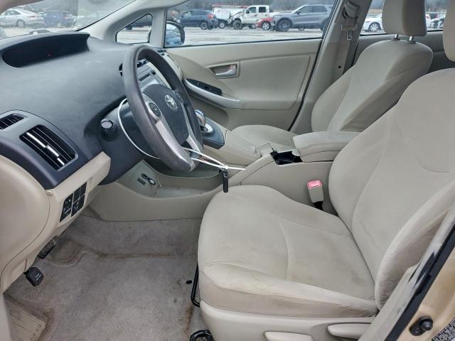 Toyota Prius Image 12