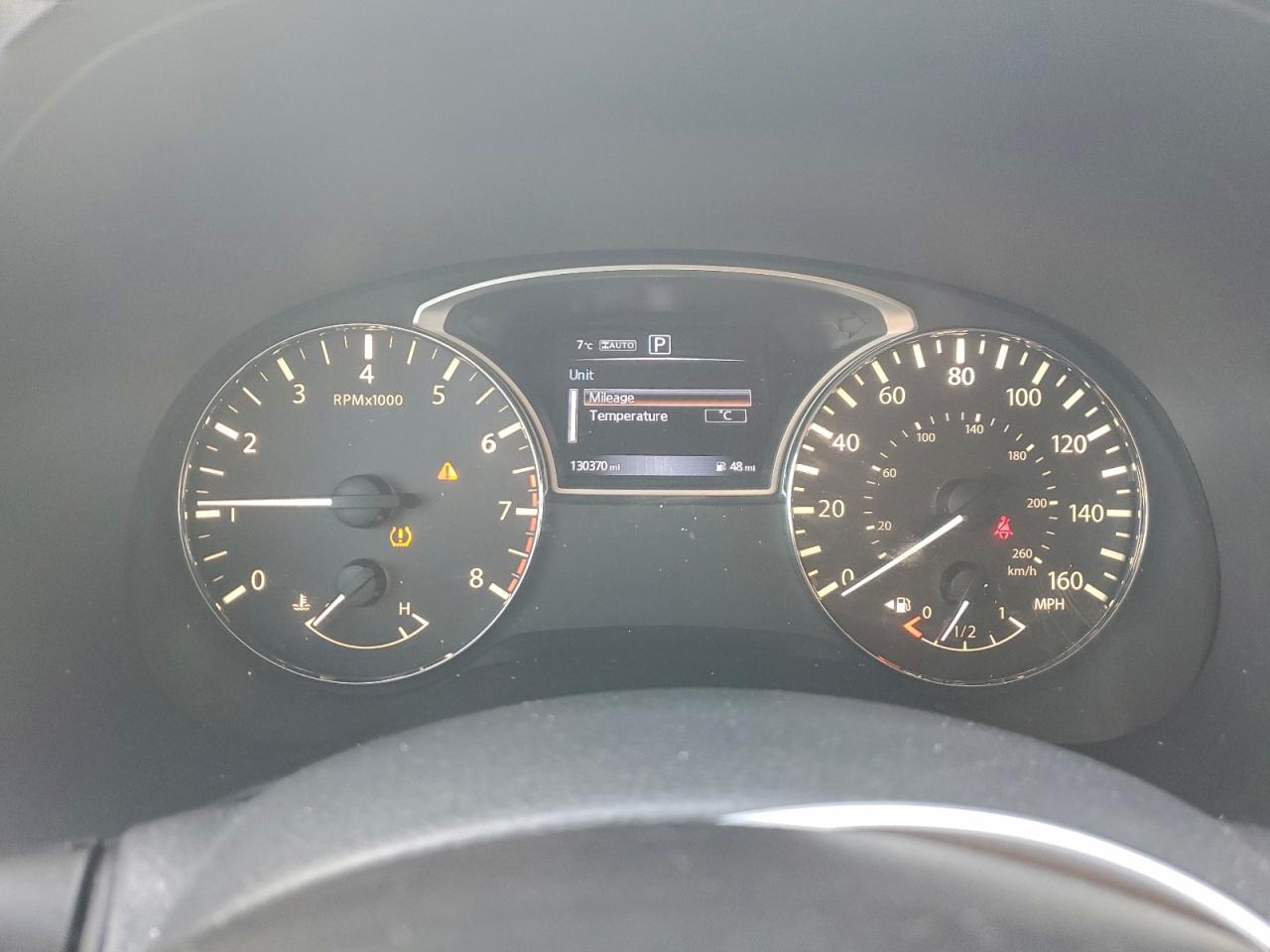 Nissan Pathfinder S Image 2