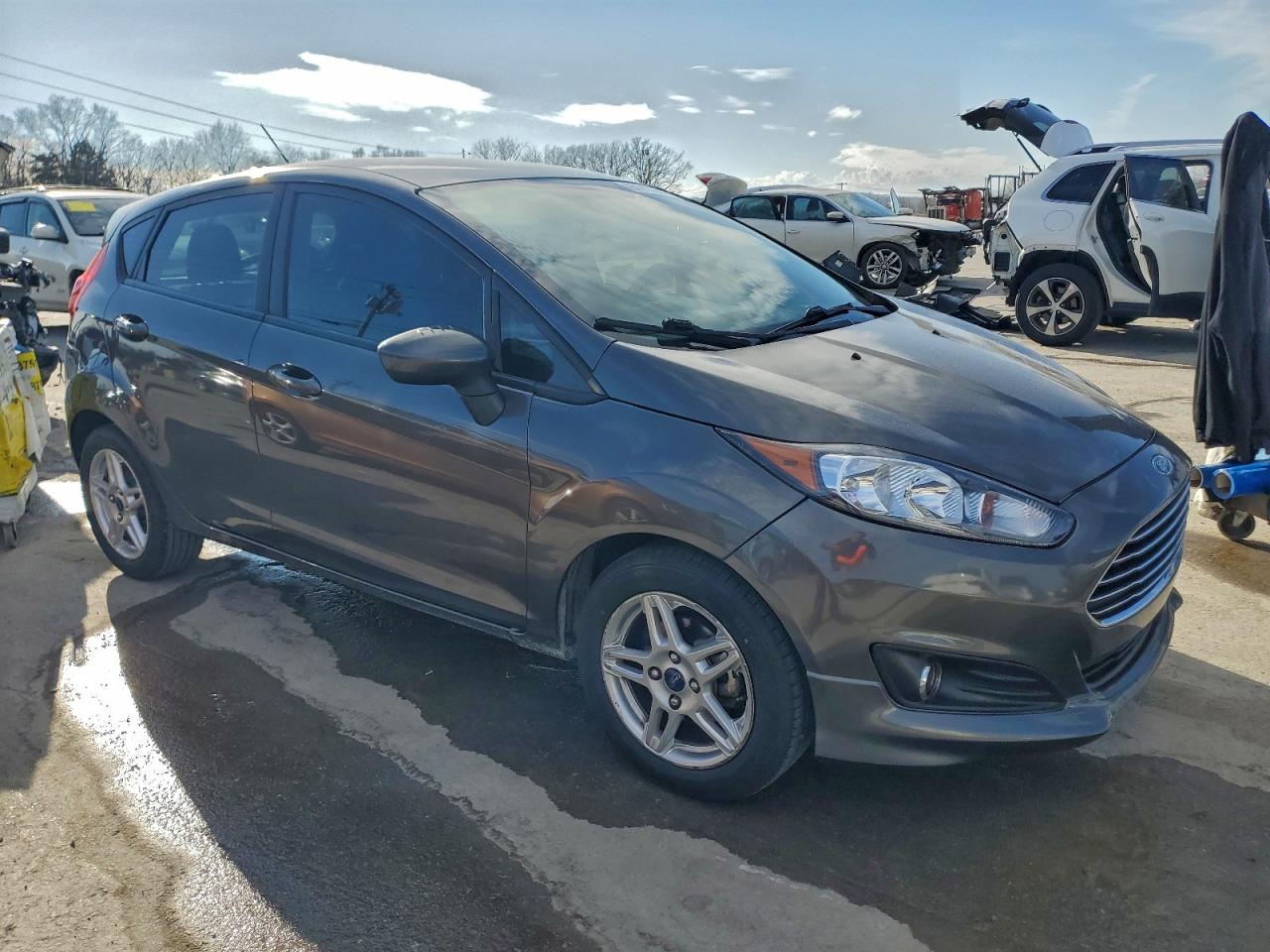 Ford Fiesta Se Image 9