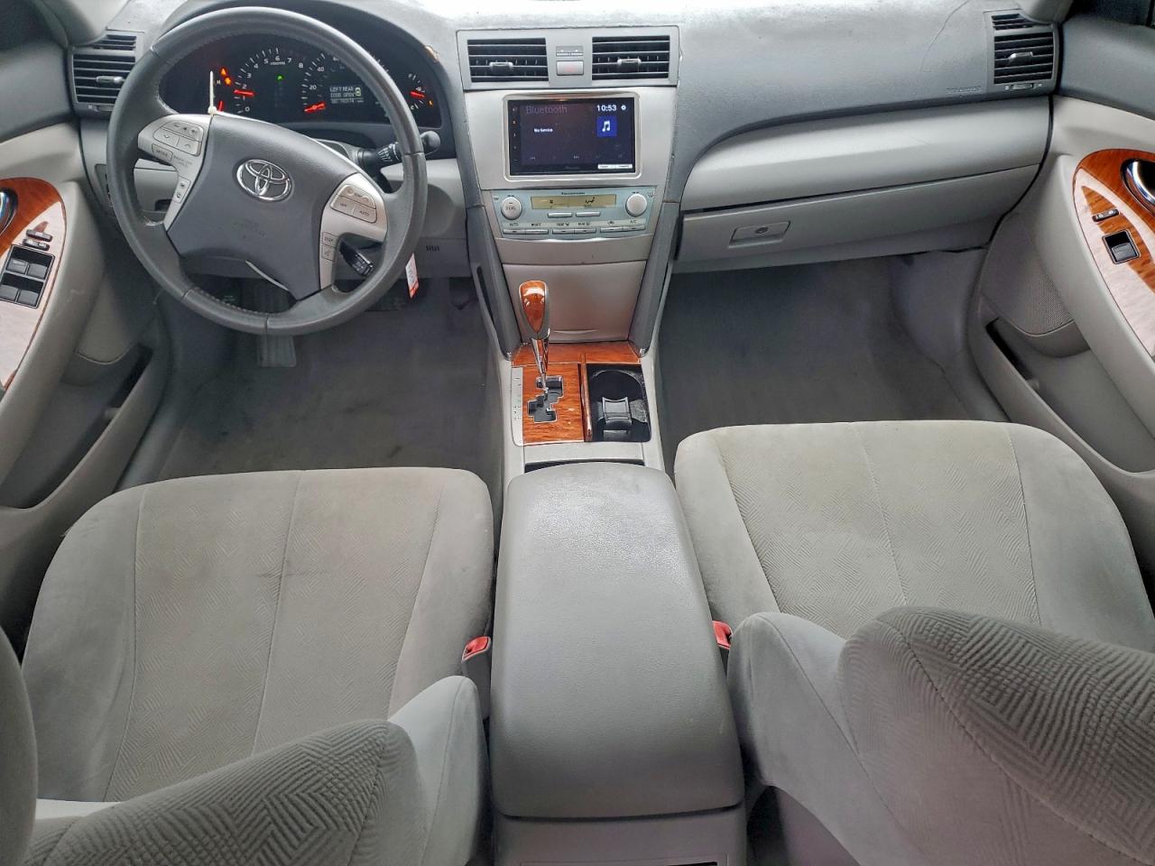 Toyota Camry Base Image 5