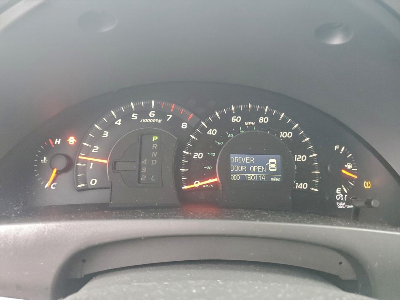 Toyota Camry Base Image 6