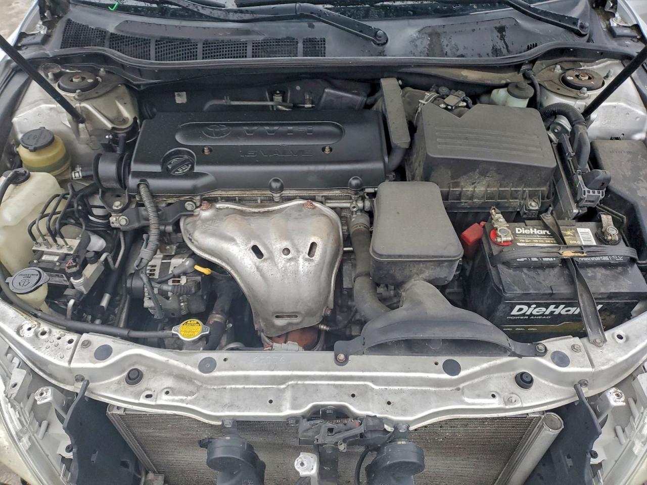 Toyota Camry Base Image 11