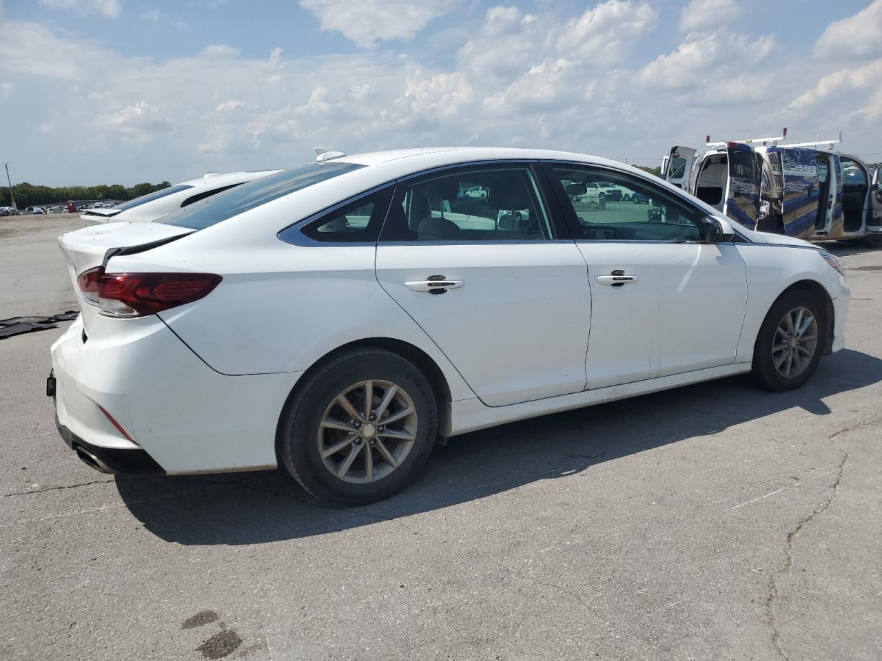 Hyundai SONATA Se Image 3