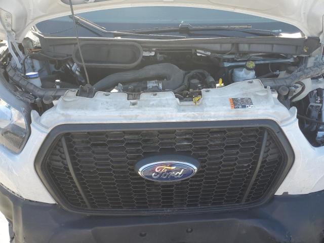 Ford Transit T-250 Image 9