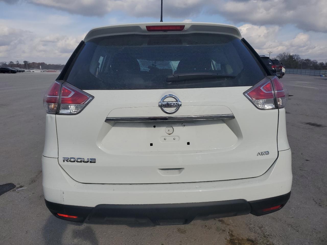 Nissan Rogue S Image 7