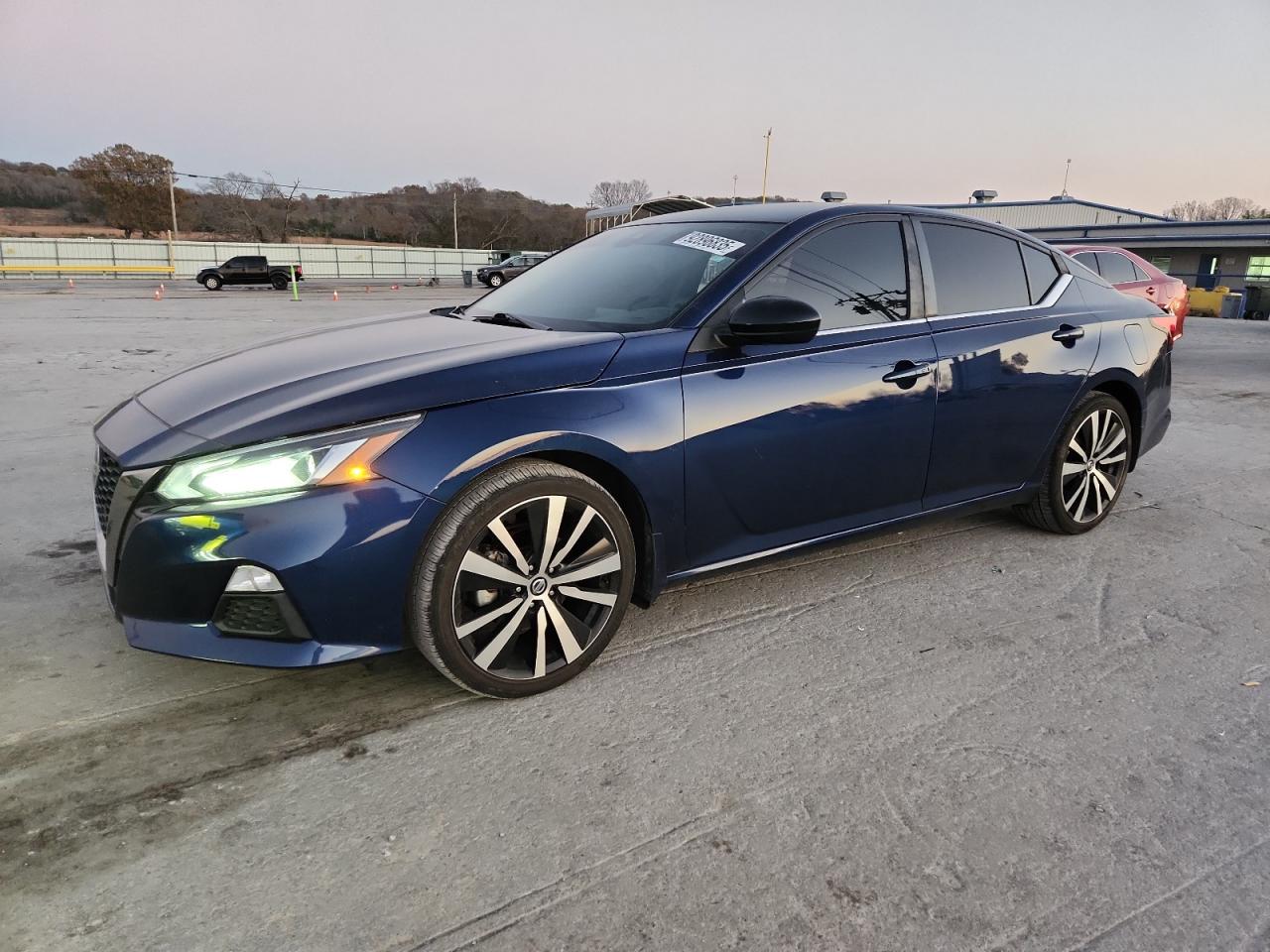 Nissan Altima Sr Image 1