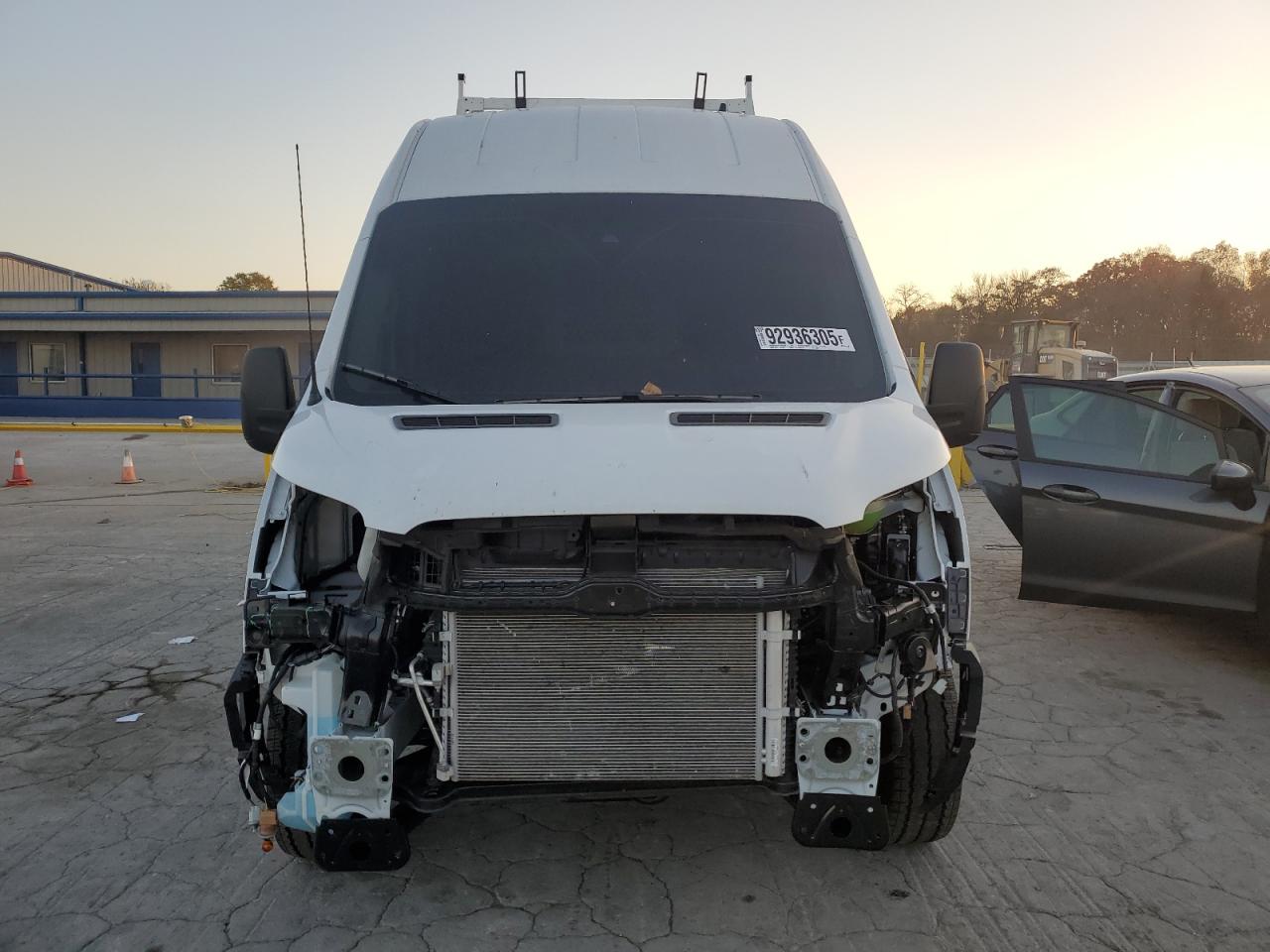 Ford Transit T-250 Image 10