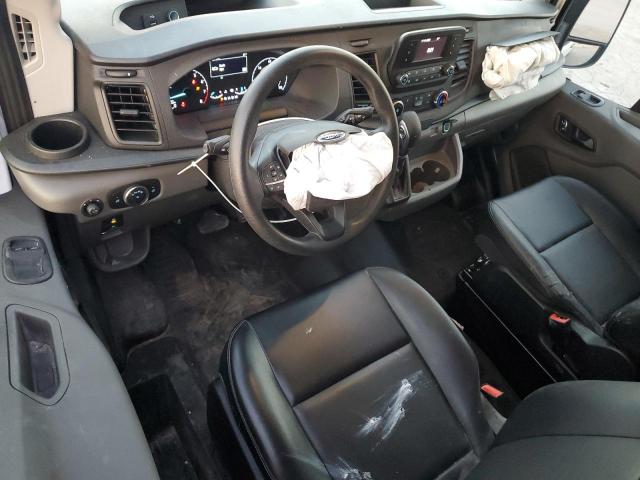 Ford Transit T-250 Image 12