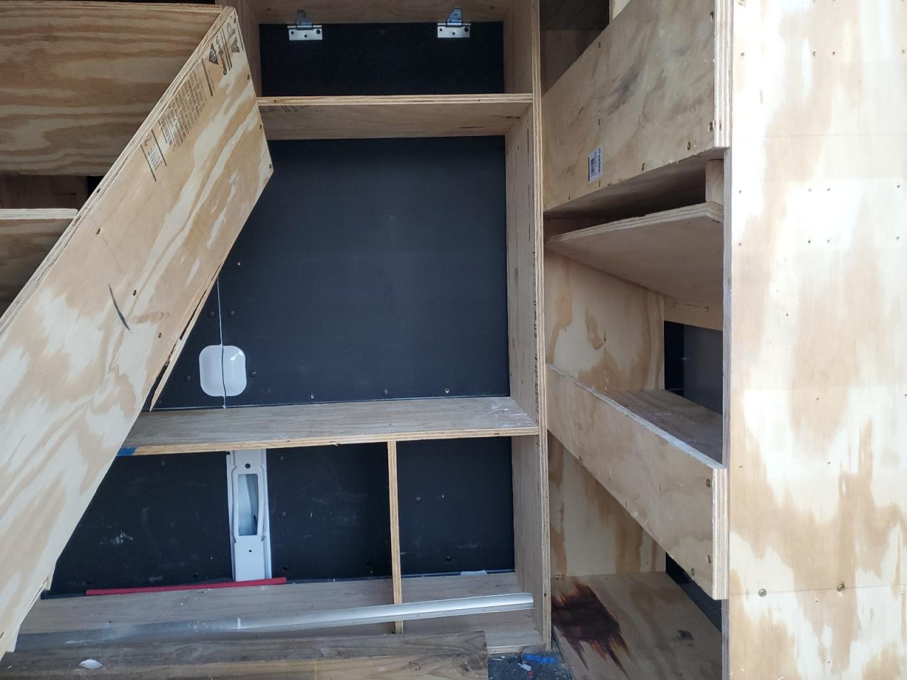 Ford Transit T-250 Image 13