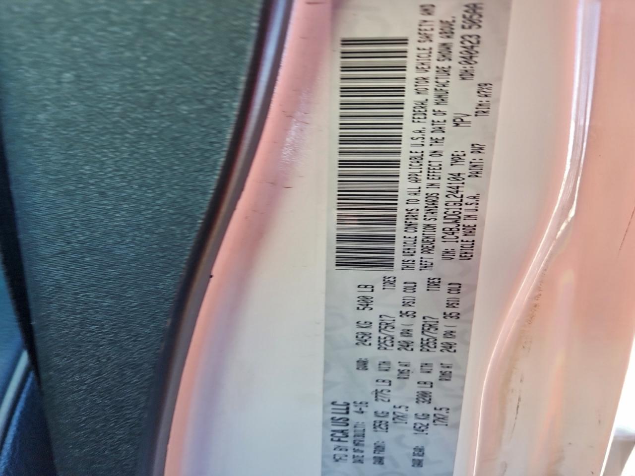 Jeep Wrangler Sport Image 9