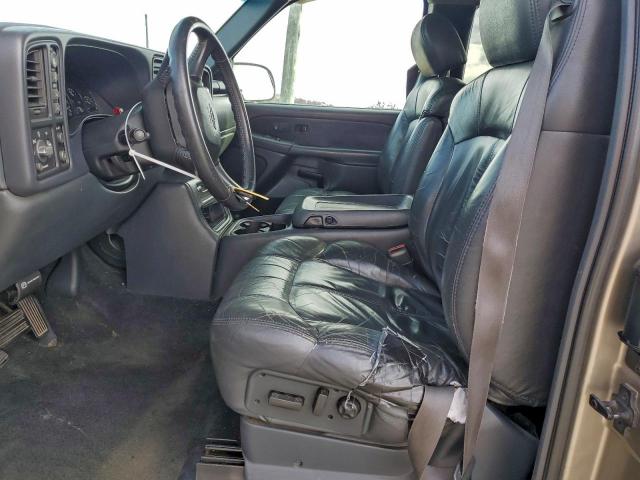 Chevrolet Silverado K1500 Image 4