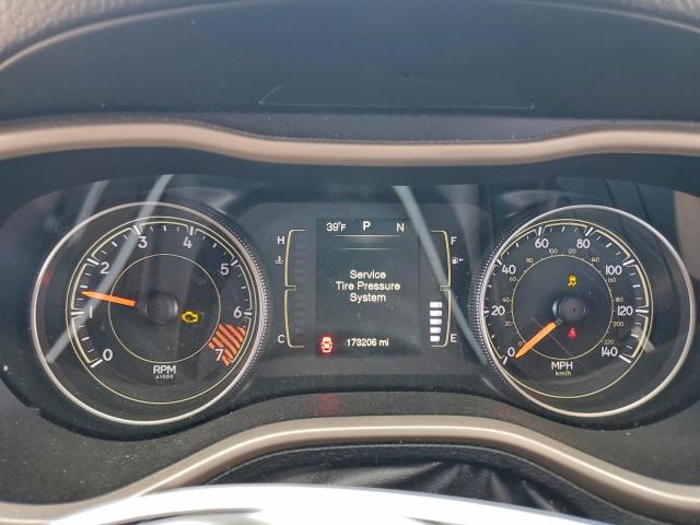 Jeep Grand Cherokee Latitude Image 5