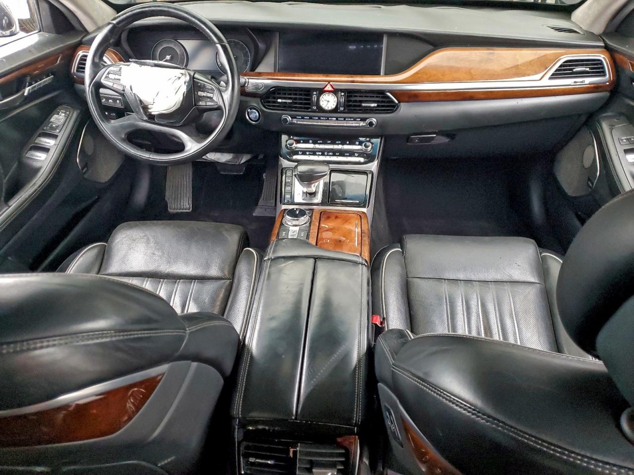Genesis G90 Premium Image 6