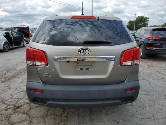 Kia Sorento Base Image 12