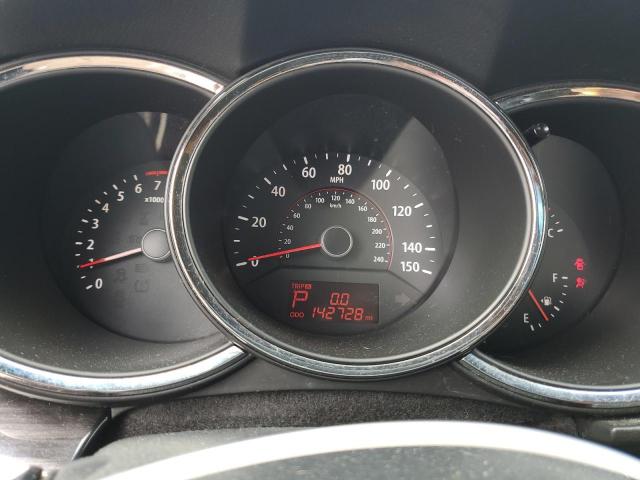 Kia Sorento Base Image 11