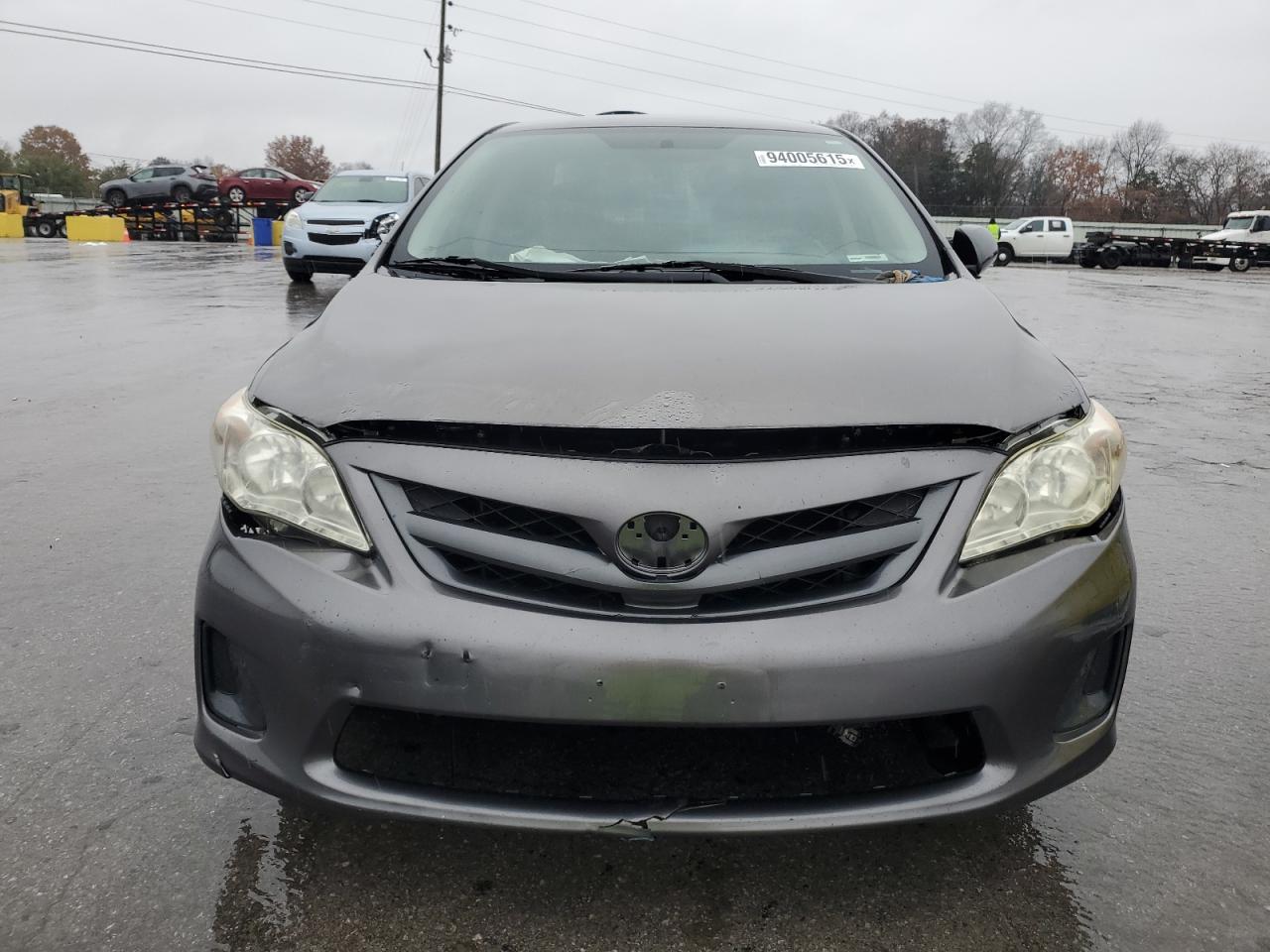 Toyota Corolla Base Image 12