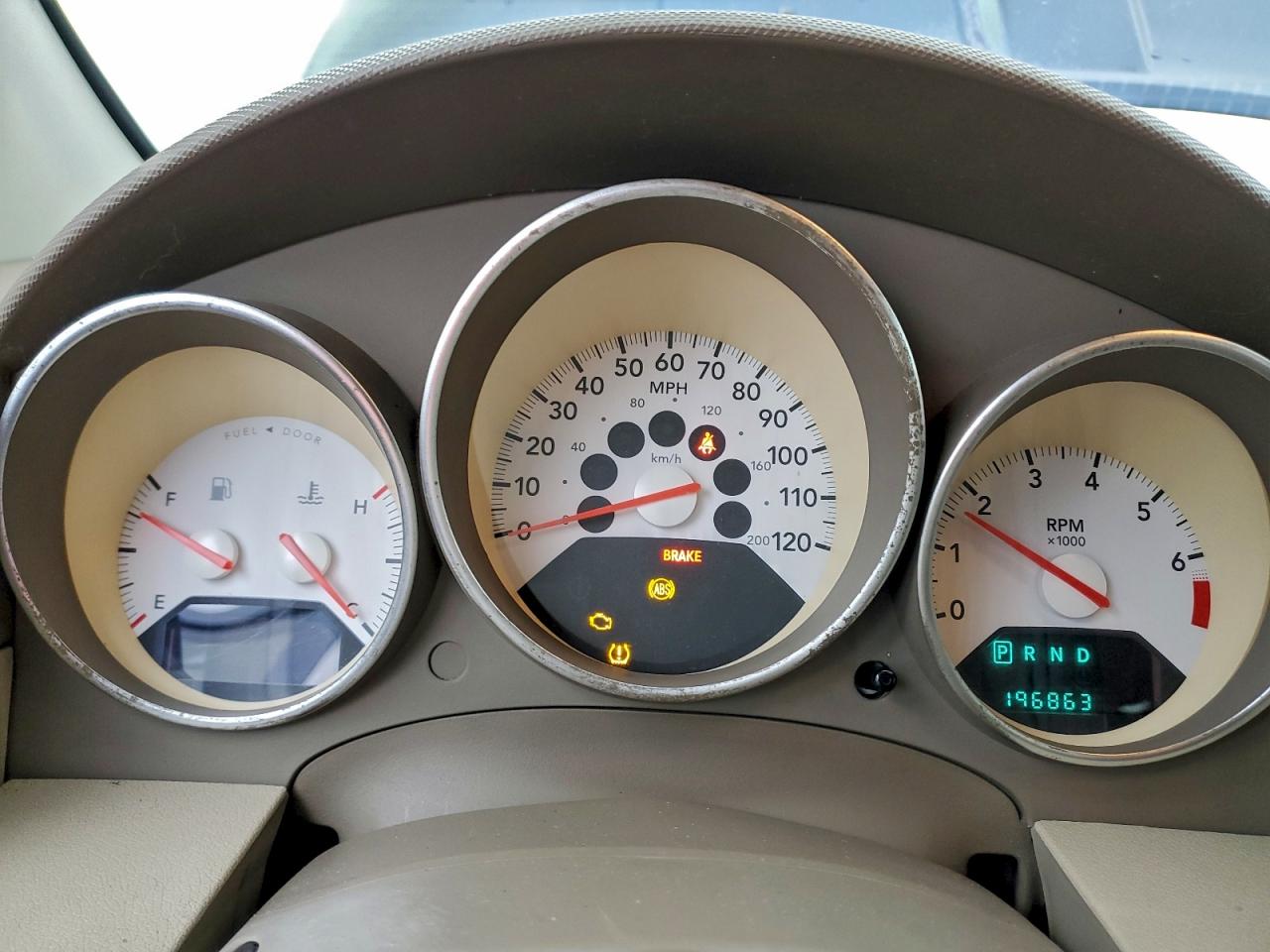 Dodge Caliber Sxt Image 12