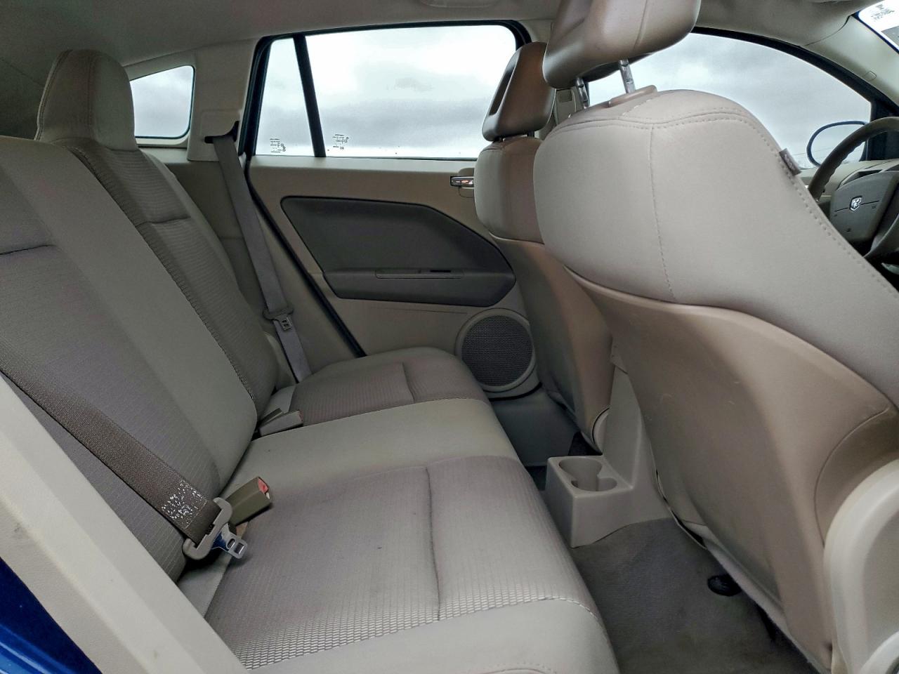 Dodge Caliber Sxt Image 6