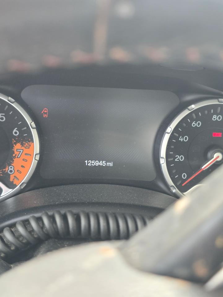 Jeep Renegade Trailhawk Image 5