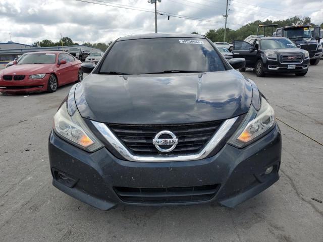 Nissan Altima 2.5 Image 8