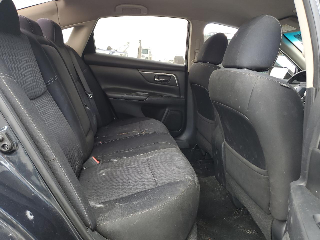 Nissan Altima 2.5 Image 10