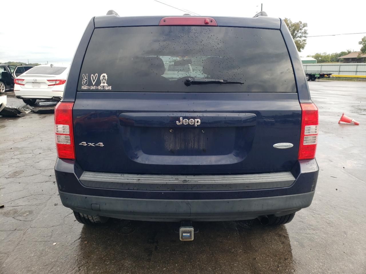Jeep Patriot Latitude Image 3