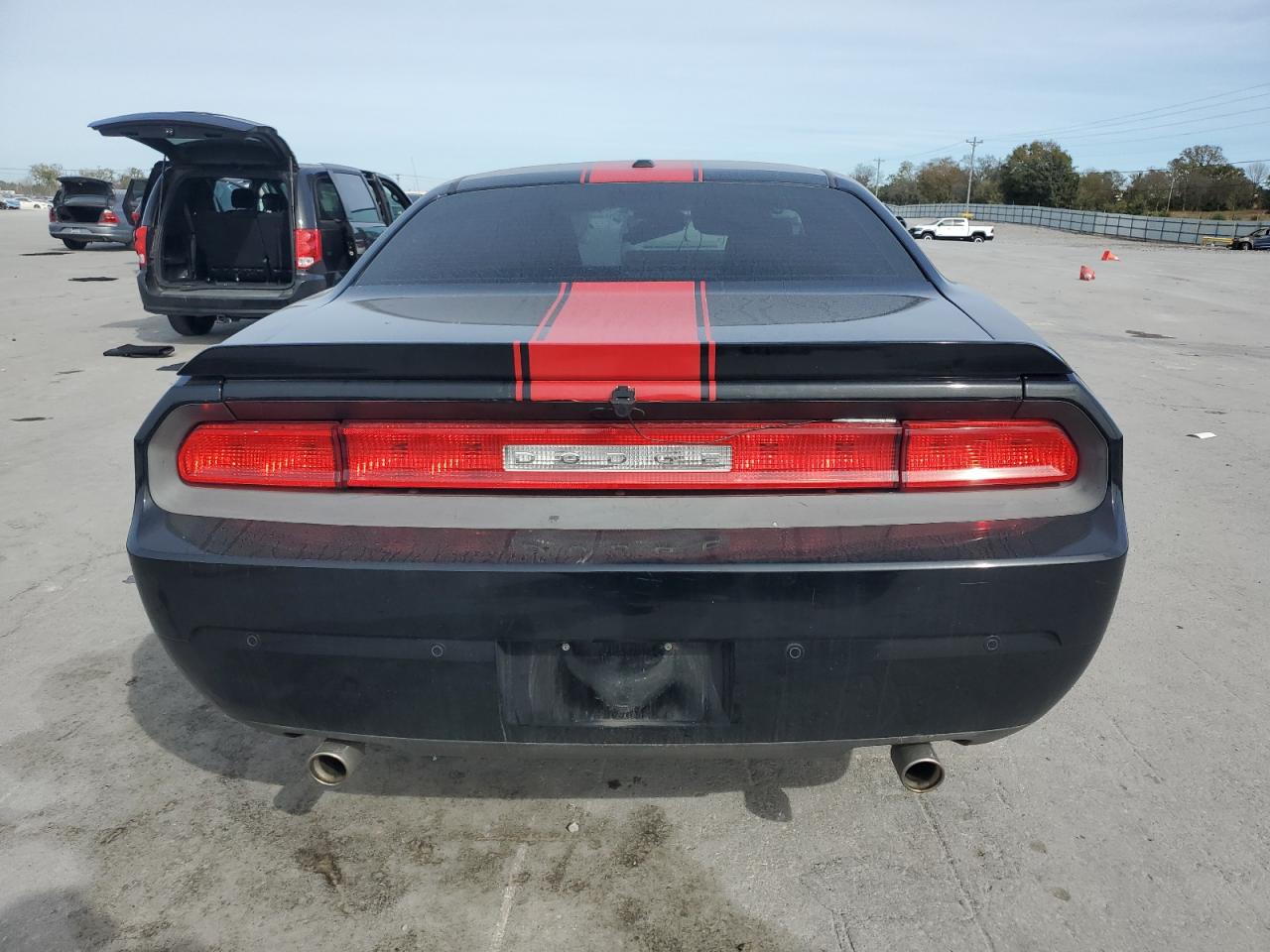 Dodge Challenger Sxt Image 3