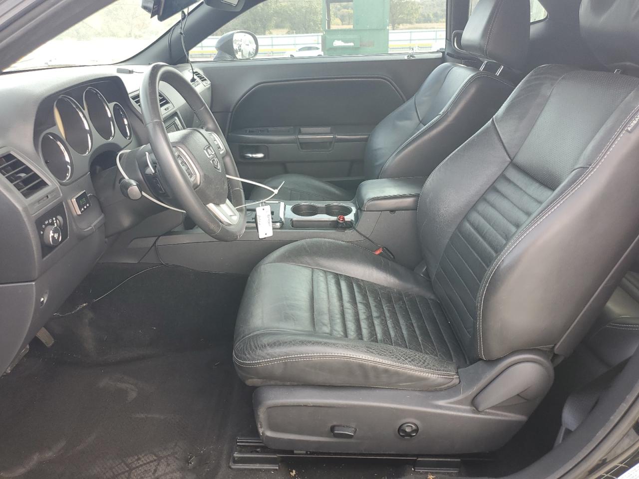 Dodge Challenger Sxt Image 11