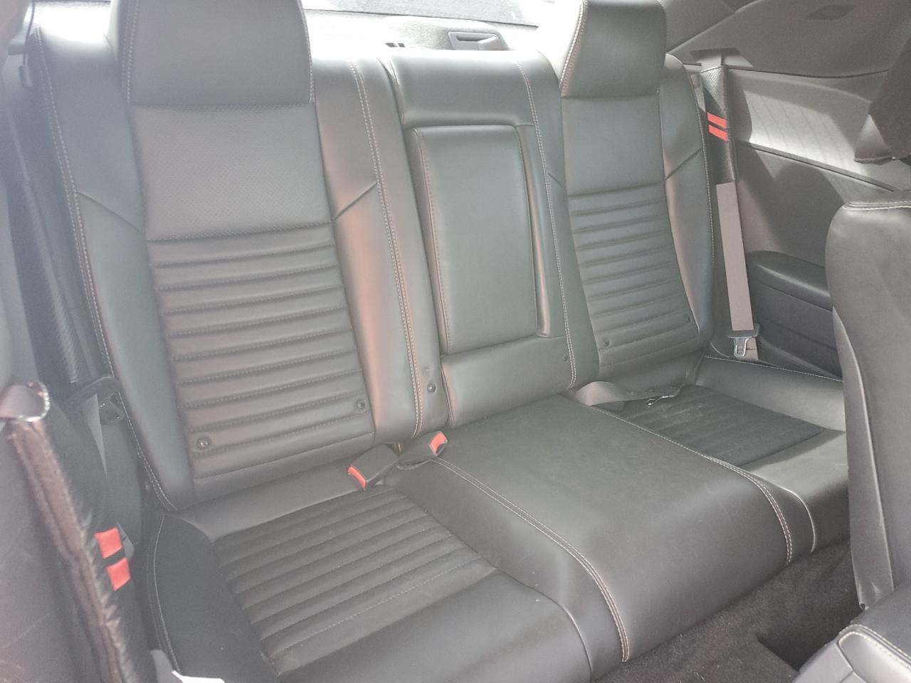 Dodge Challenger Sxt Image 10