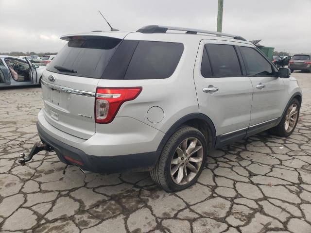 Ford Explorer Limited Image 3