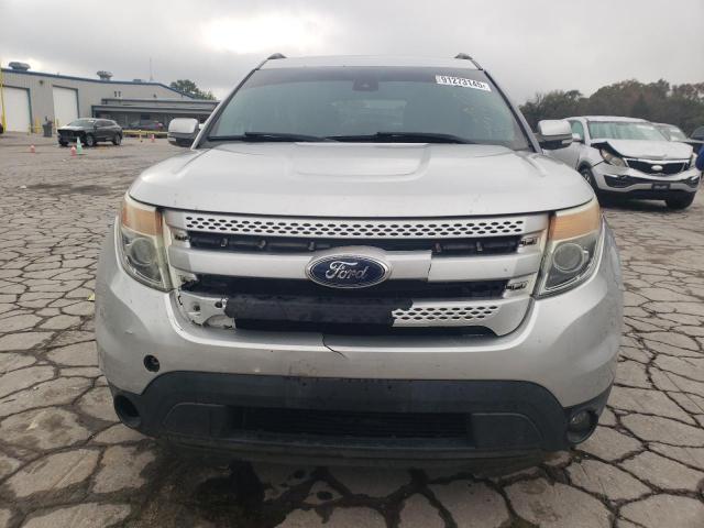 Ford Explorer Limited Image 13