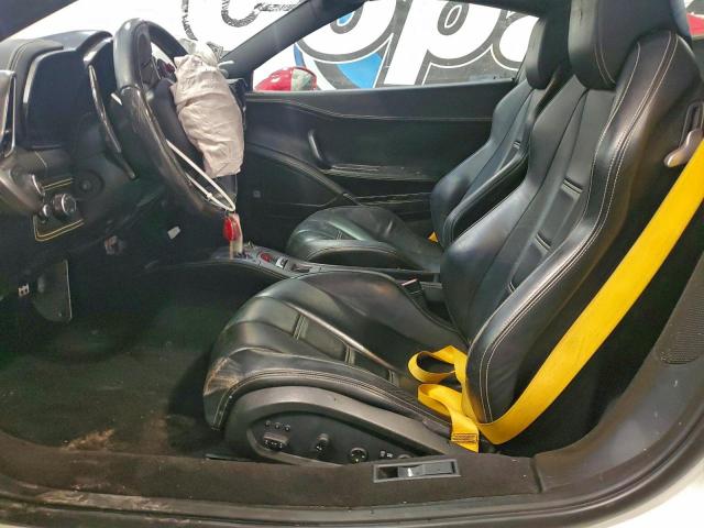 Ferrari 458 Spider Image 2