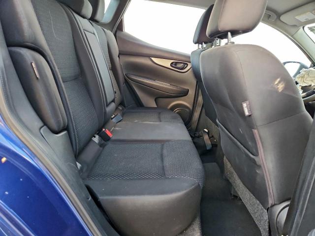 Nissan Rogue S Image 7