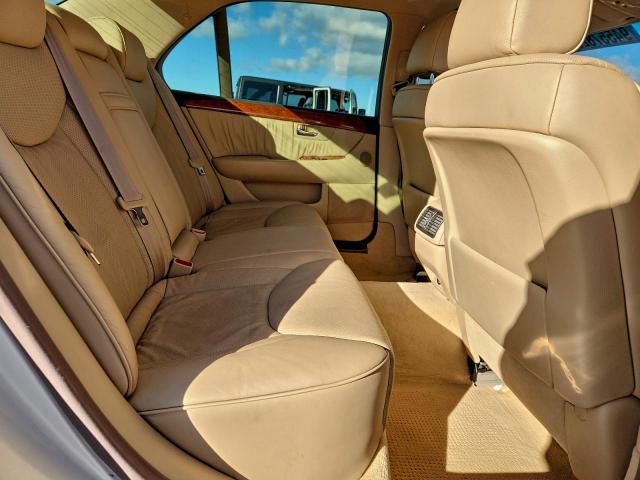 Lexus LS 430 Image 11