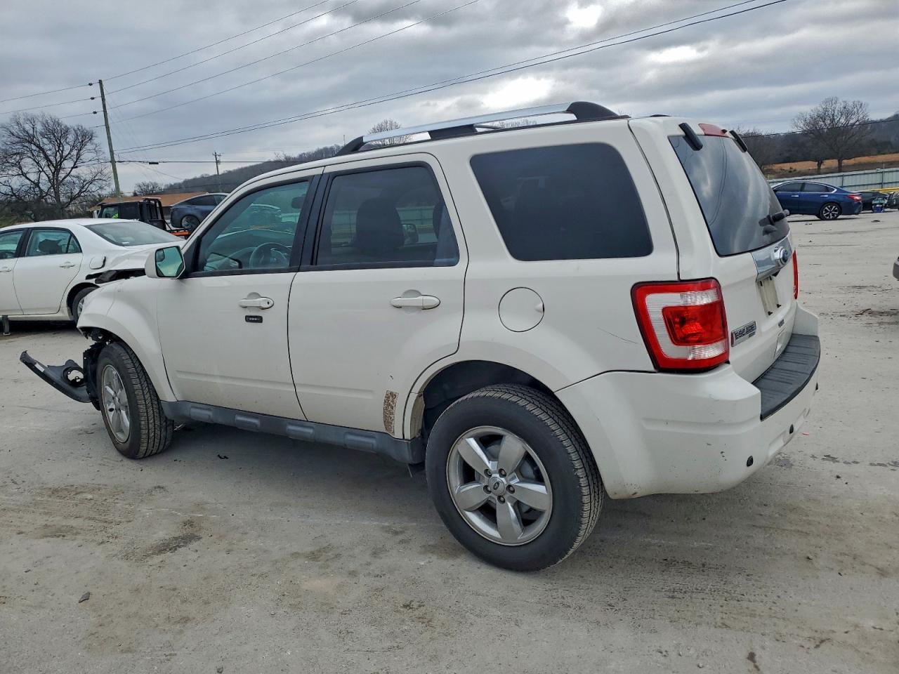 Ford Escape Limited Image 3