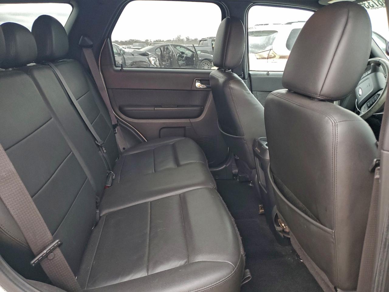 Ford Escape Limited Image 13