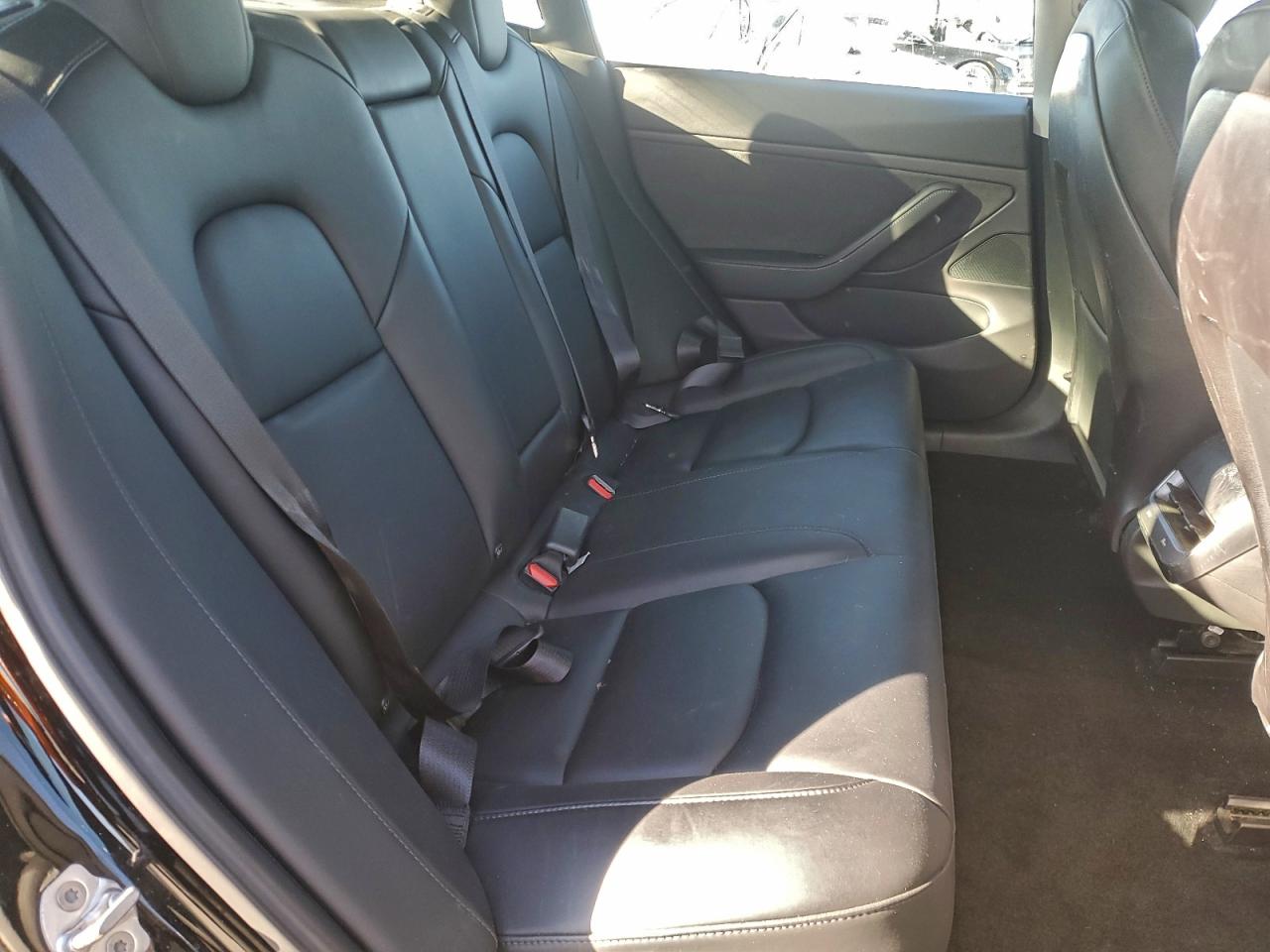 Tesla Model 3 Image 10