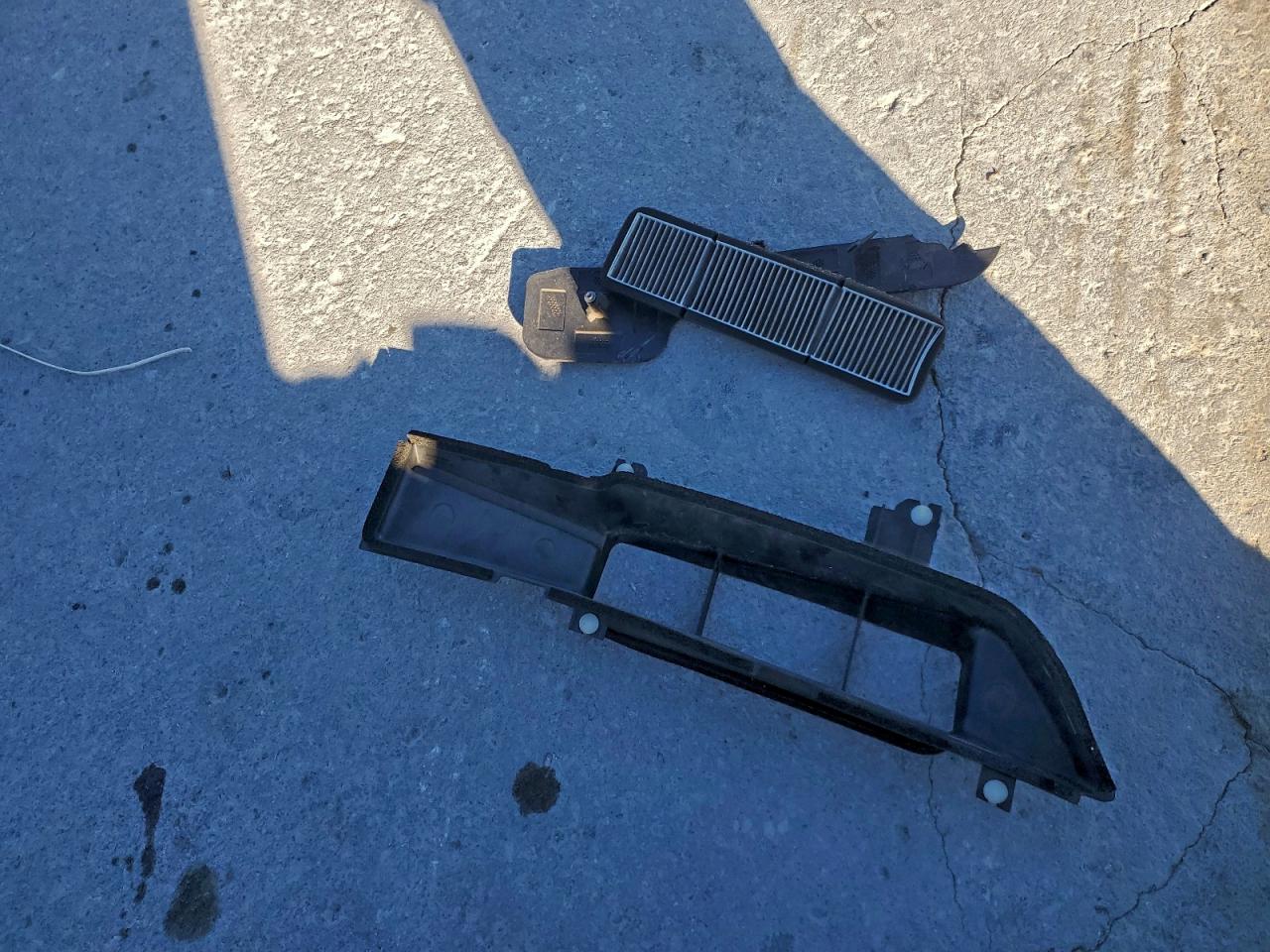 Tesla Model 3 Image 7